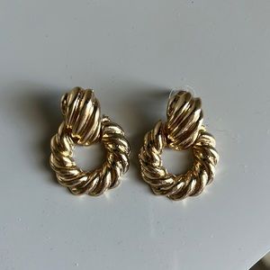 Gold chunky hoops